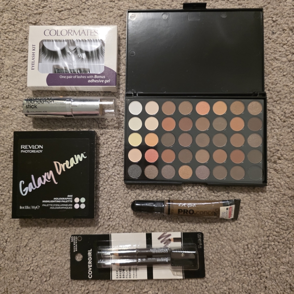 Makeup BUNDLE 6 ITEMS